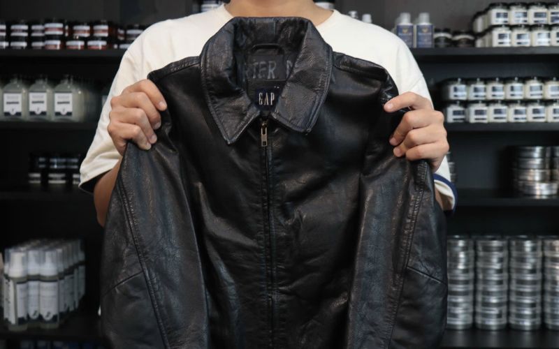 Khăn ướt có vô hại cho đồ da 38