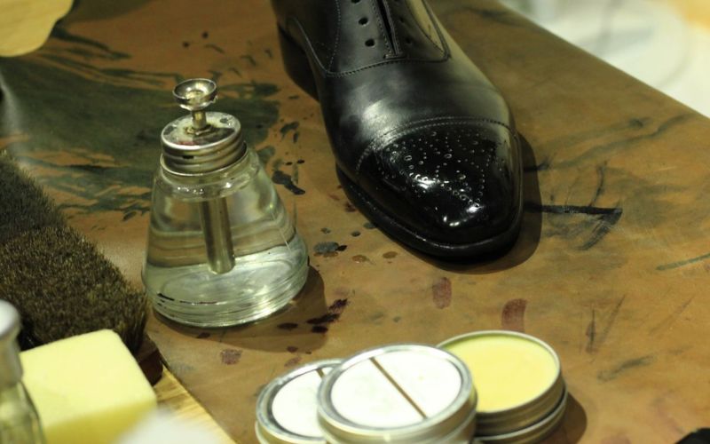 Khăn ướt có vô hại cho đồ da 63