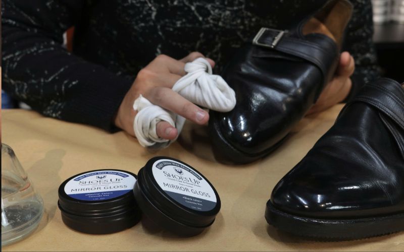 Khăn ướt có vô hại cho đồ da 69