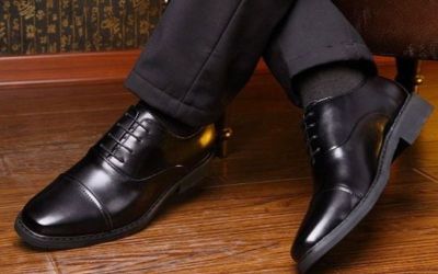 Gi&agrave;y da mới mua vẫn cần dưỡng &ndash; v&igrave; sao?