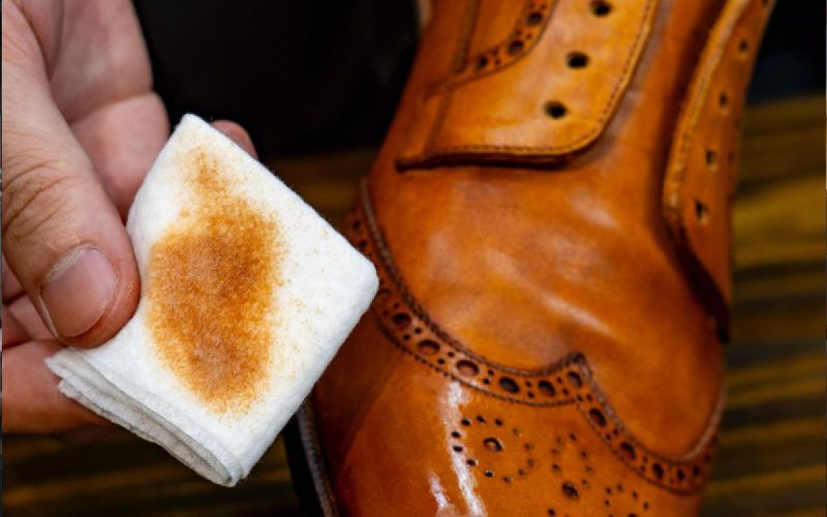 Tẩy xi cũ c&oacute; thật sự cần thiết? Hay chỉ l&agrave; &ldquo;vẽ th&ecirc;m việc&rdquo;?