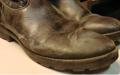 Chăm giày đúng quy trình – bí quyết để da bền và đẹp thật sự